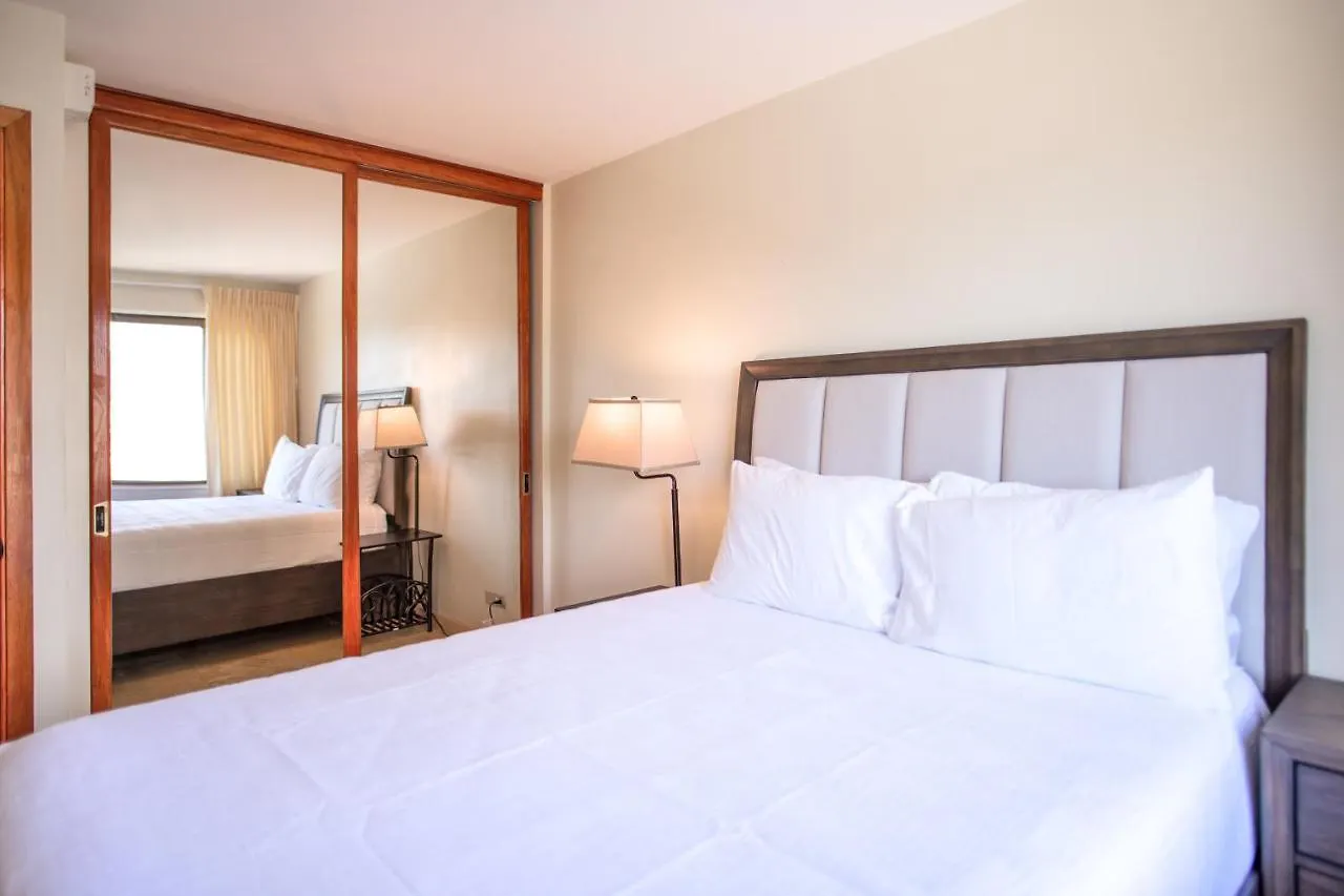 Four Paddle Condominium 2210 Thirty Plus Night Rental هونولولو الولايات المتحدة الأمريكية